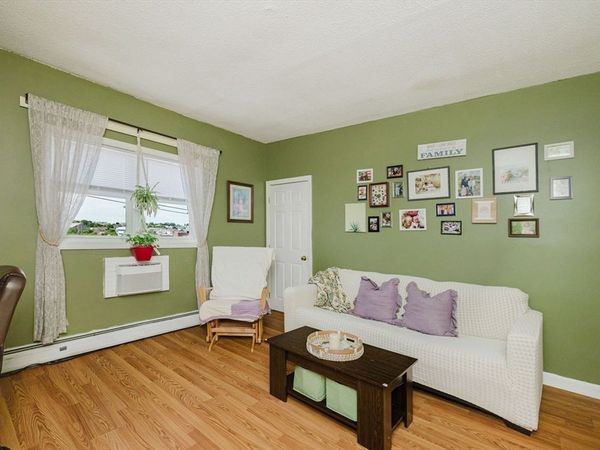 464 Bank Street, Unit 10, Fall River, MA 02720