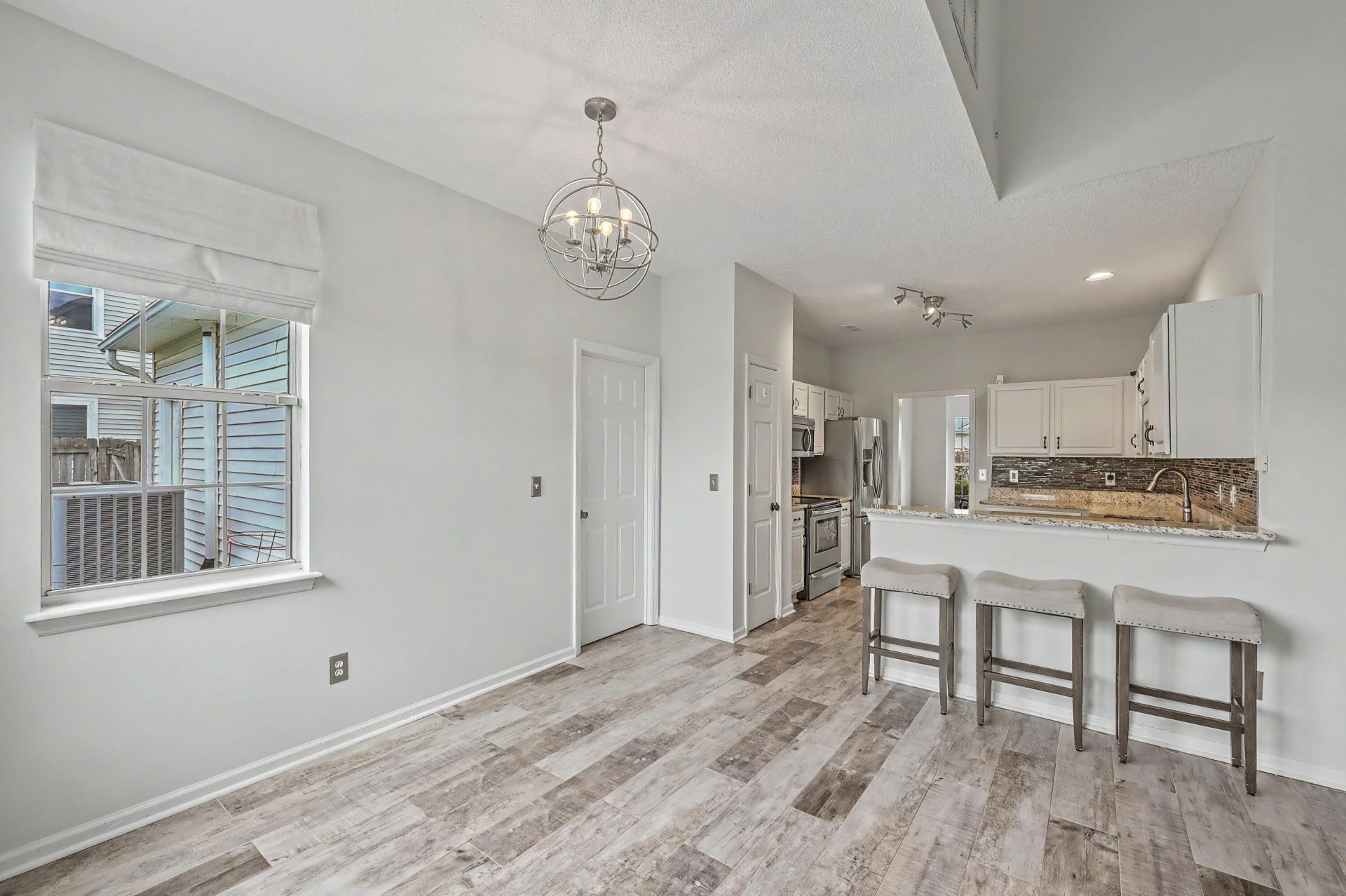 5063 Weatherstone Road Photo 24