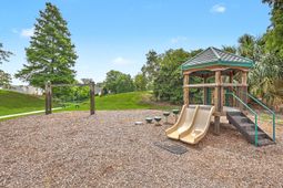 5063 Weatherstone Road photo 4