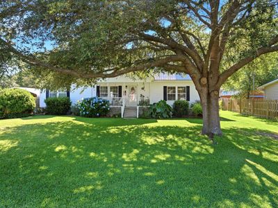 116 Sparrow Street, Bonneau, SC 29431