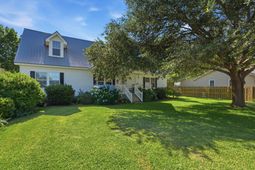 116 Sparrow Street photo 4