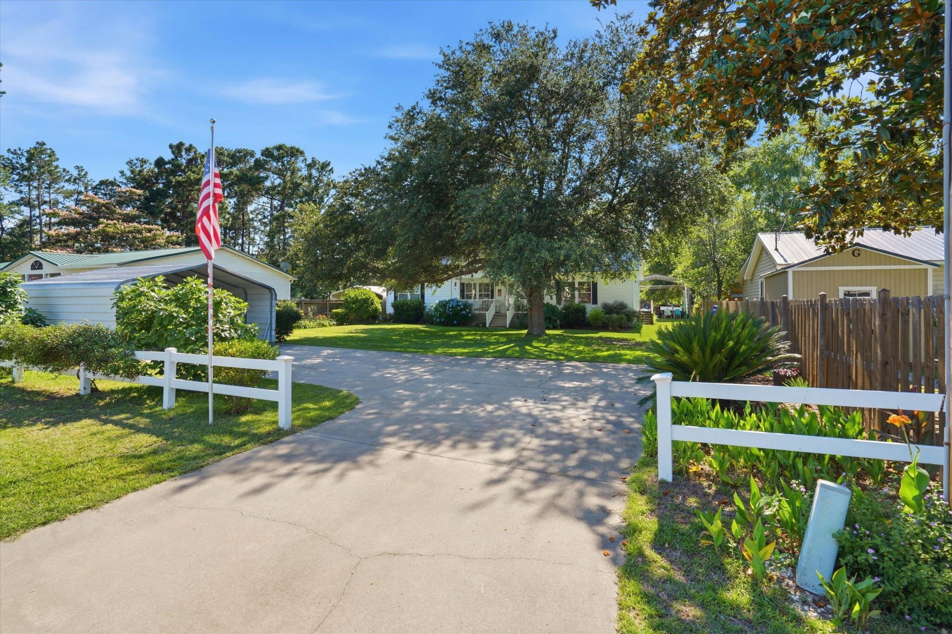 116 Sparrow Street Photo 6