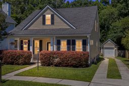 110 Cypress View Road photo 4