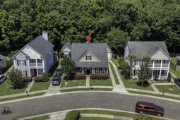 110 Cypress View Road photo 4