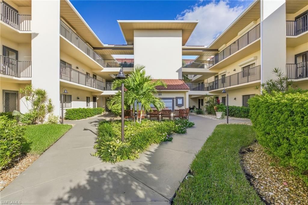 11250 Caravel Cir , Unit 306, Fort Myers, FL 33908 Photo
