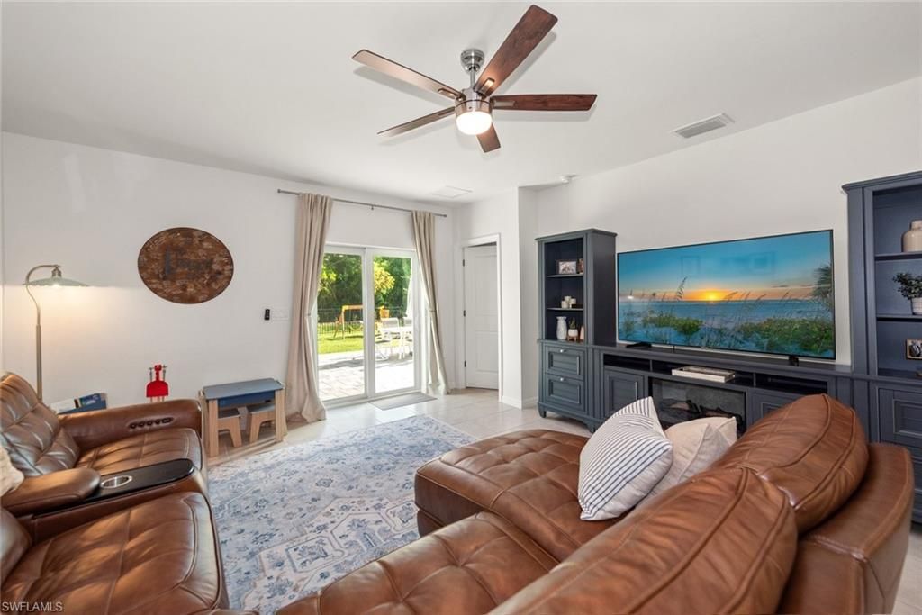 7149 Ponderosa Pine Dr , Fort Myers, FL 33966 Photo