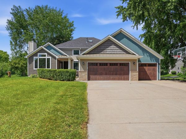 7273 Stagecoach Trail, Lino Lakes, MN 55014