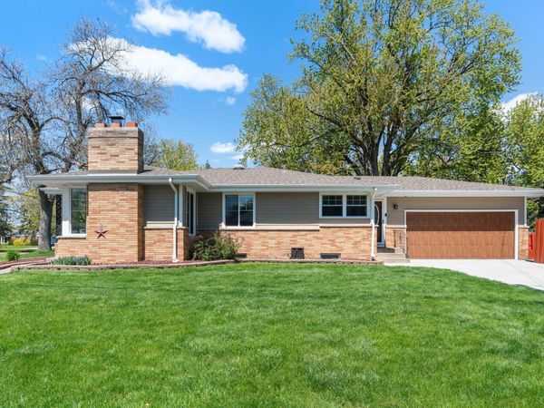 4600 France Avenue N, Robbinsdale, MN 55422