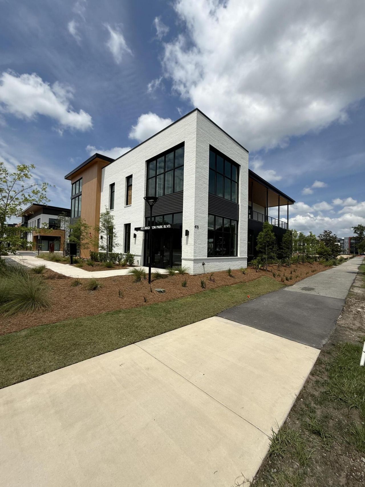 415 Brighton Park Boulevard Photo 14