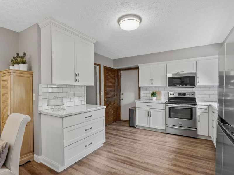 2166 Blackoak Avenue, Columbus, OH 43229 Photo 14