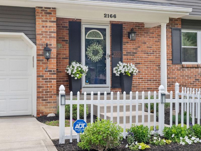 2166 Blackoak Avenue, Columbus, OH 43229 Photo 4