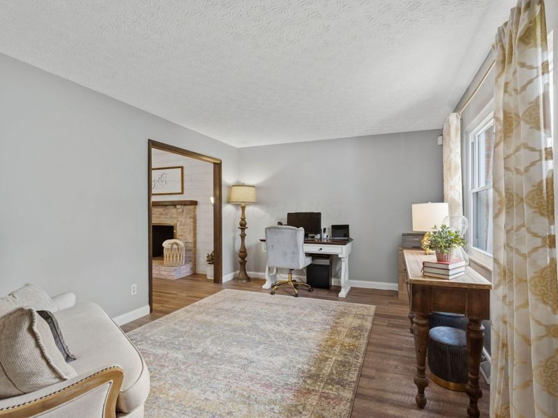 2166 Blackoak Avenue, Columbus, OH 43229 Photo 7