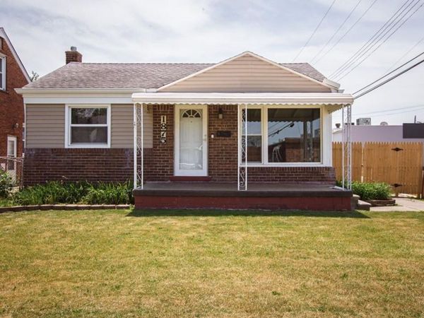 1875 Moran Avenue, Lincoln Park, MI 48146