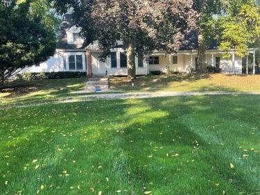 5840 Inkster Rd plus vacant lot Road, West Bloomfield Twp, MI 48323