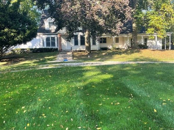 5840 Inkster Rd plus vacant lot Road, West Bloomfield Twp, MI 48323