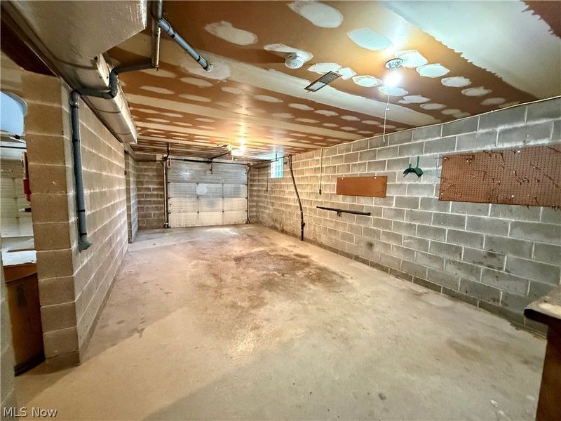 6025 California Avenue , Louisville, OH 44641 Photo 35