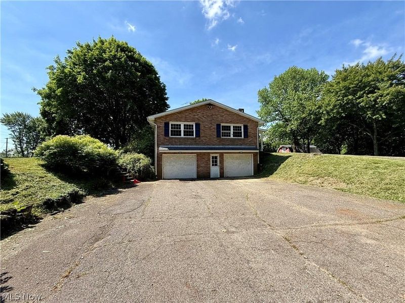 6025 California Avenue , Louisville, OH 44641 Photo 4