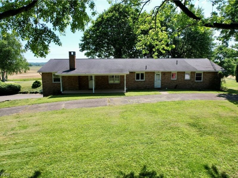 6025 California Avenue , Louisville, OH 44641 Photo 5