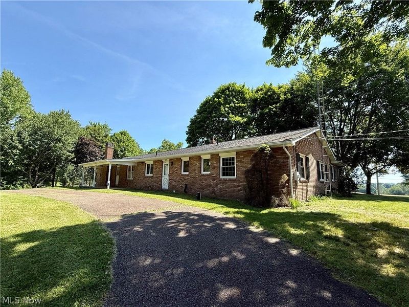 6025 California Avenue , Louisville, OH 44641 Photo 7