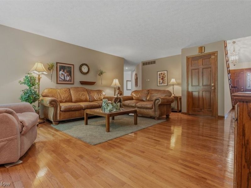 715 Oxbow Road , Belpre, OH 45714 Photo 11