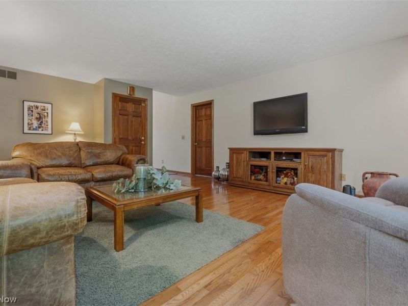 715 Oxbow Road , Belpre, OH 45714 Photo 13