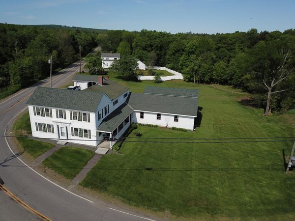 13 Main Street , Cambridge, ME 04923