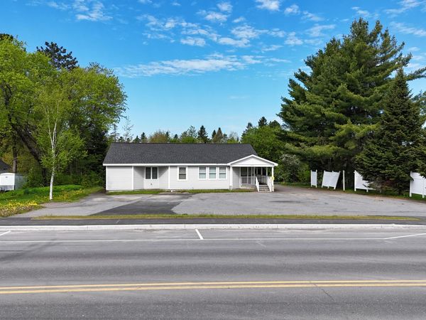1260 Main Street , Washburn, ME 04786