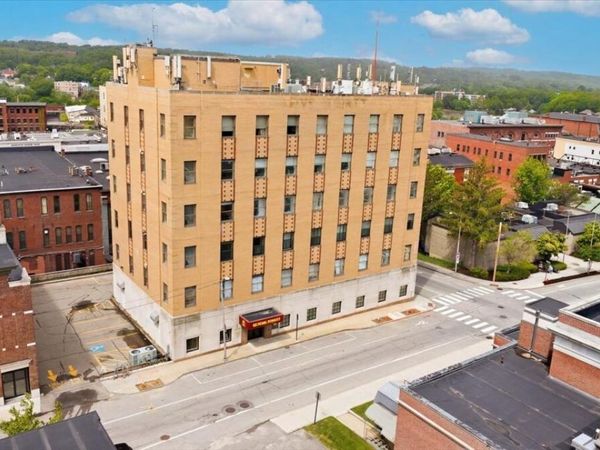 35 Ash Street , Unit 4, Lewiston, ME 04240
