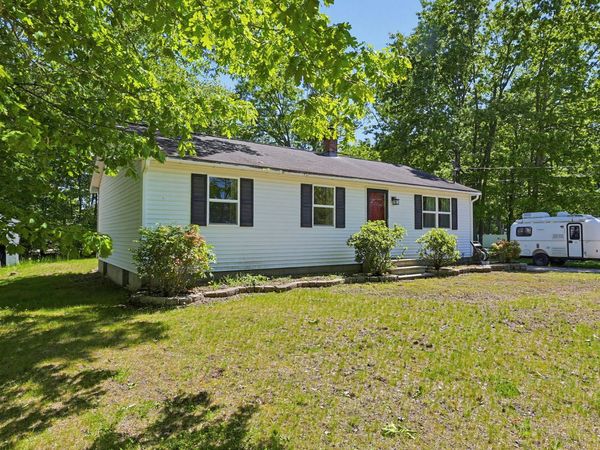33 Devotion Avenue , Sanford, ME 04073
