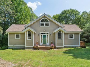 279 Desert Pond Road , Mount Vernon, ME 04352