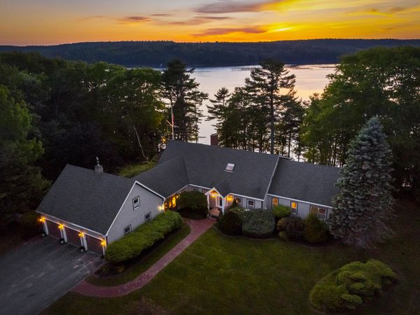 43 Woodward Farm Road, Bristol, ME 04539