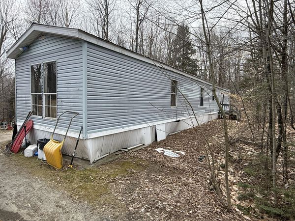 131 Mercer Road , Rome, ME 04963