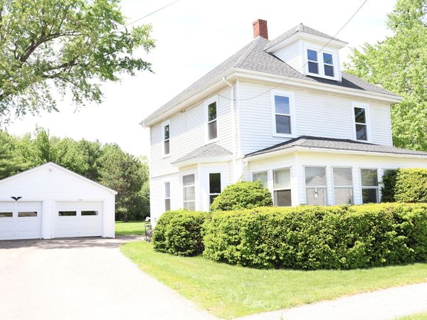 143 Chamberlain Street , Brewer, ME 04412