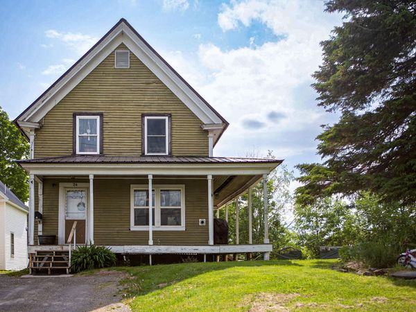24 Florence Avenue , Houlton, ME 04730