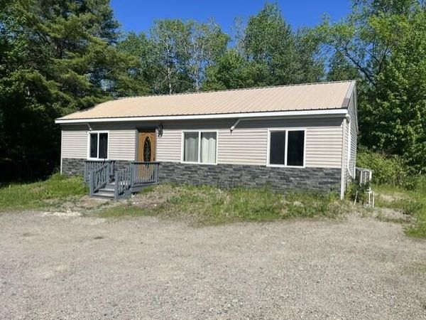 595 Main Street , Lincoln, ME 04457