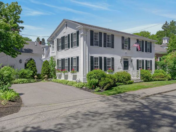 4 Elm Street , Kennebunkport, ME 04046