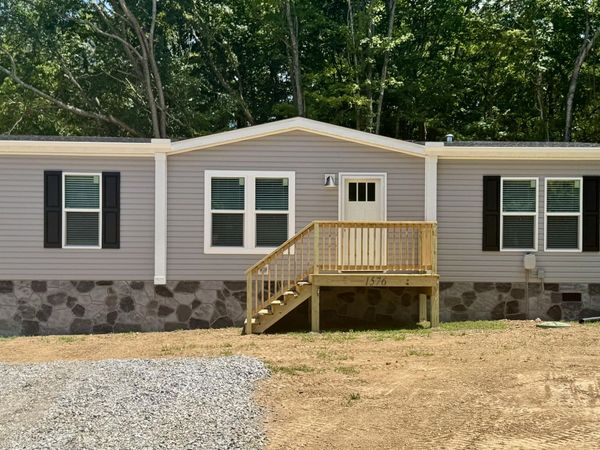 1576 W. HWY. 25 70, Newport, TN 37821
