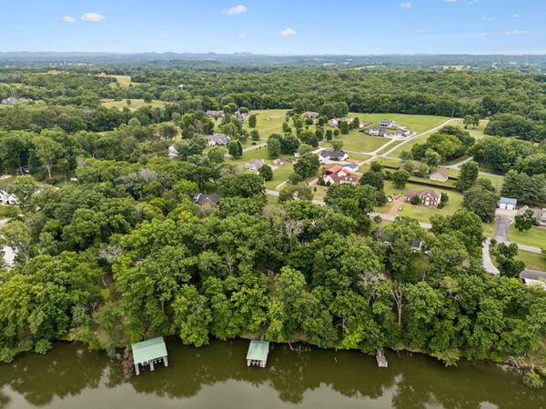 1171 S Wrights Ln , Gallatin, TN 37066
