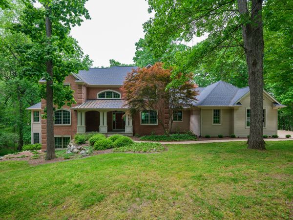 6311 E Bay Lane, Richland, MI 49083