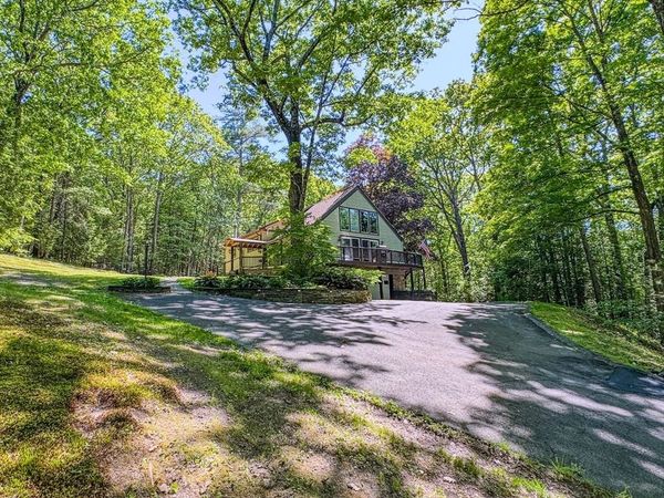 70 Lovers Lane, Greenfield, MA 01301