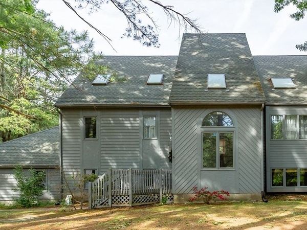 88 Newcomb St, Norton, MA 02766