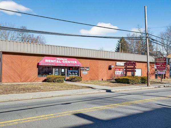 123 S Main St, Athol, MA 01331