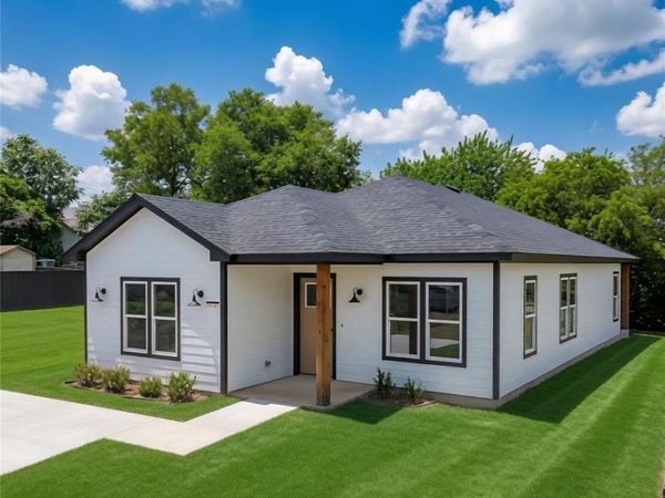 1609 E Bluff Street, Fort Worth, TX 76102