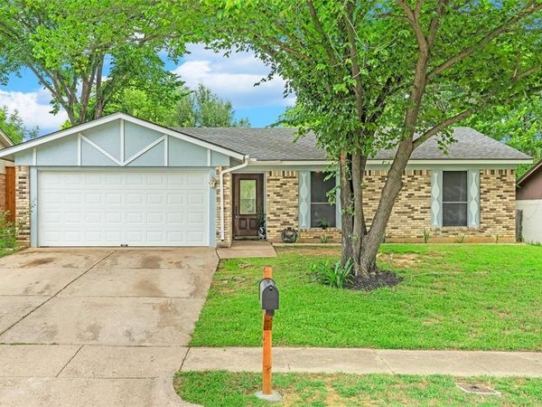 7513 Castillo Road, Fort Worth, TX 76112