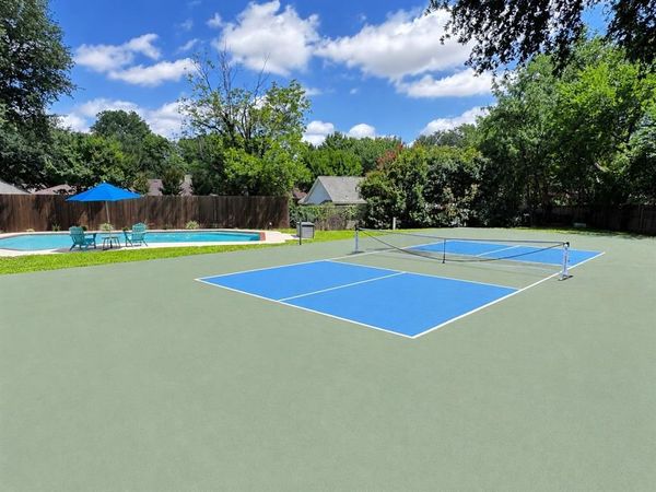709 Chaffee Court, Arlington, TX 76006