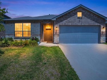 11536 Harp Lane, Fort Worth, TX 76052