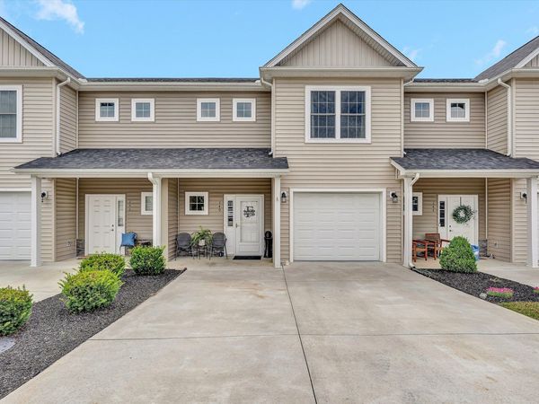 249 Louise LN, Elliston, VA 24087