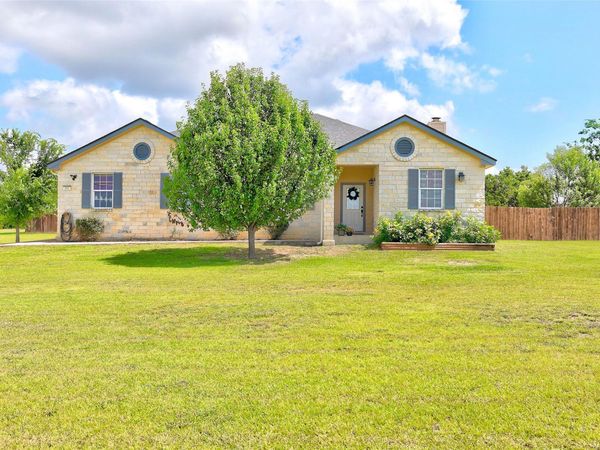 201 Christine LN, Liberty Hill, TX 78642