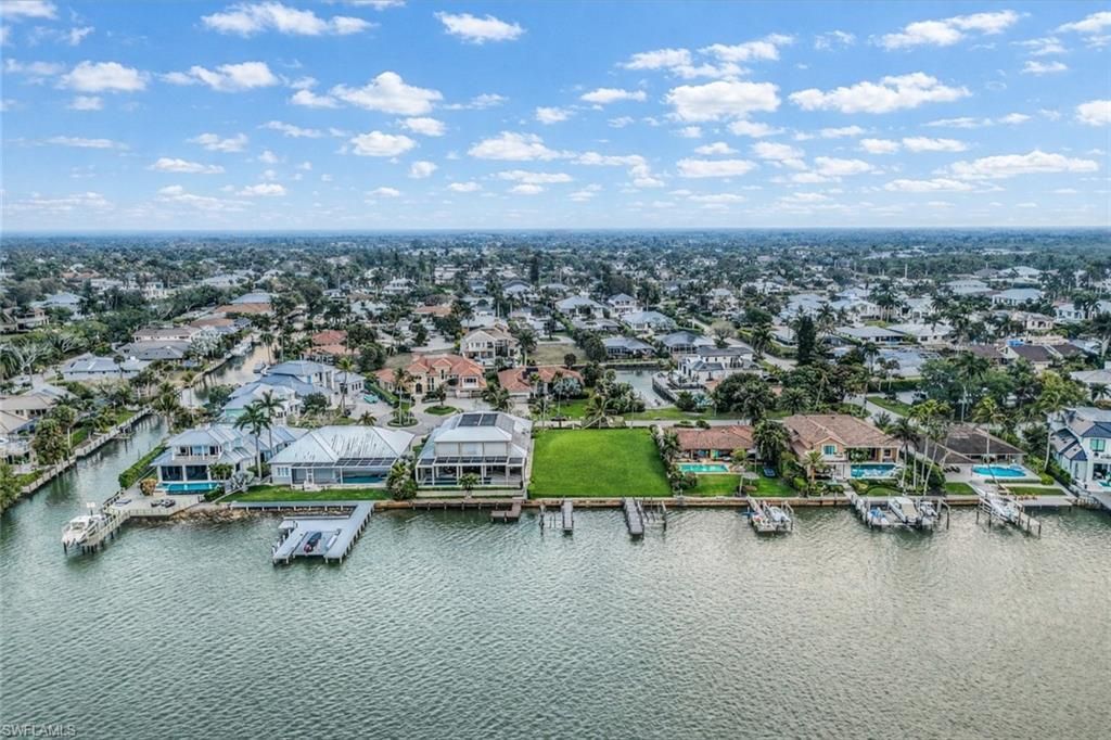 1535 Dolphin Ln , Naples, FL 34102 Photo