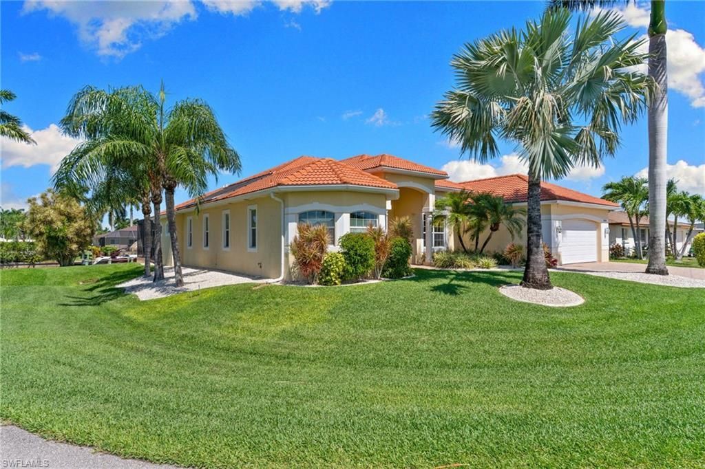 3522 SE 19th Ave , Cape Coral, FL 33904 Photo